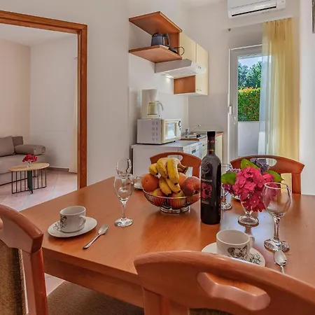 Apartments Rok Pula Exterior photo