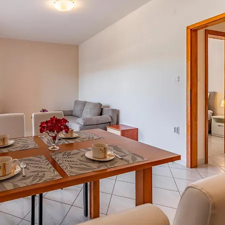 Apartments Rok Pula Exterior photo
