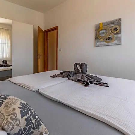 Apartments Rok Pula Exterior photo