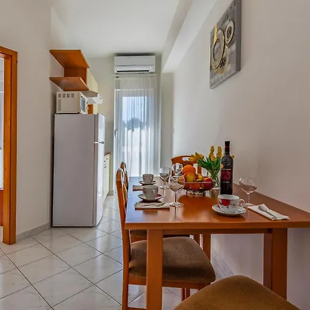 Apartments Rok Pula Exterior photo