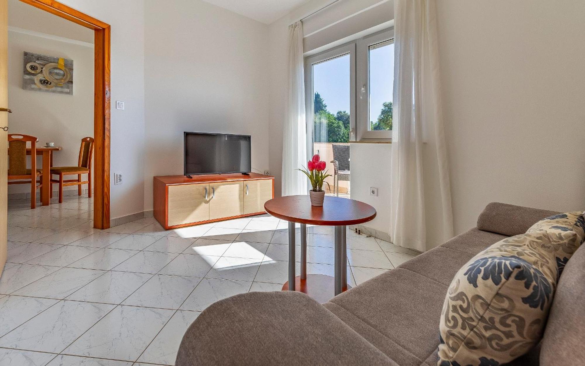 Rok Apartment *