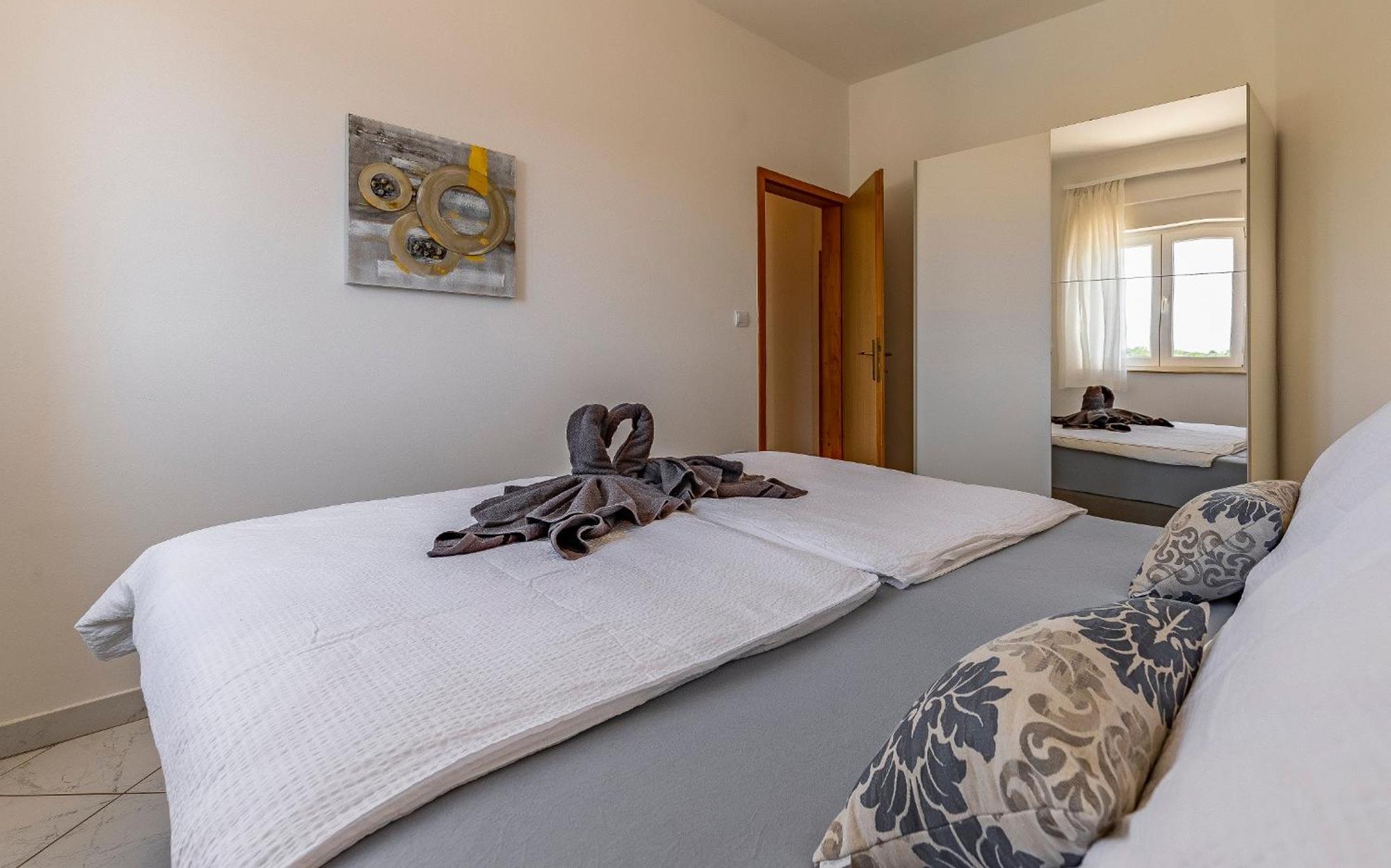 Rok Apartment